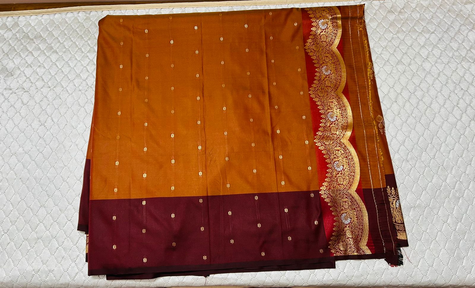 Soft Silk Saree – Classic Temple Border Elegance - Image 2